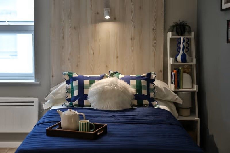 Premium Bigger Studio